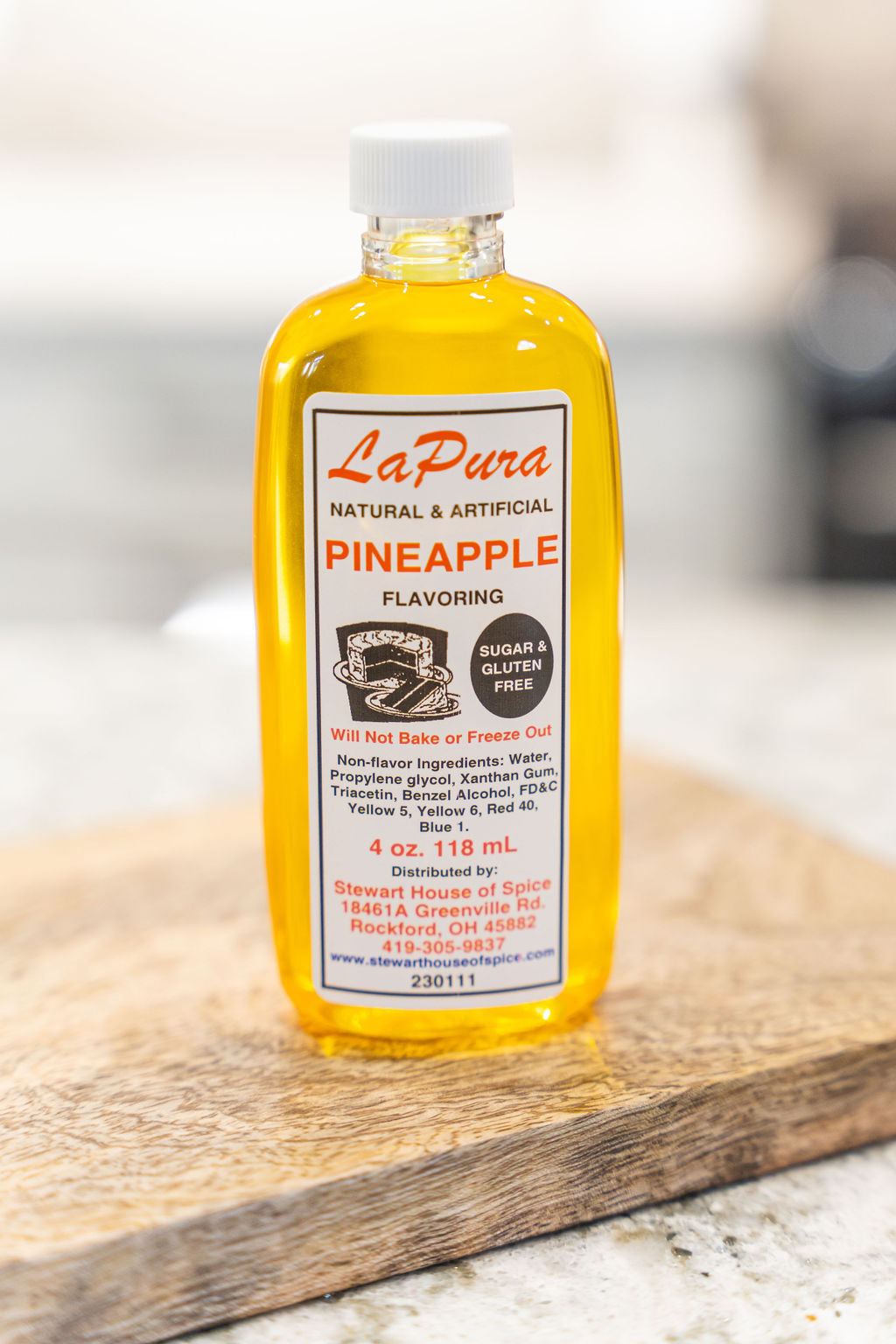 Pineapple Flavoring (natural & artificial) 4 oz - flavor