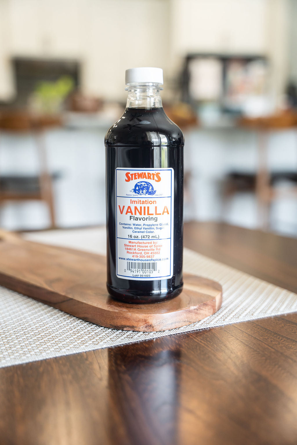 Vanilla Flavoring (imitation) 16 oz. - Imitation Vanilla