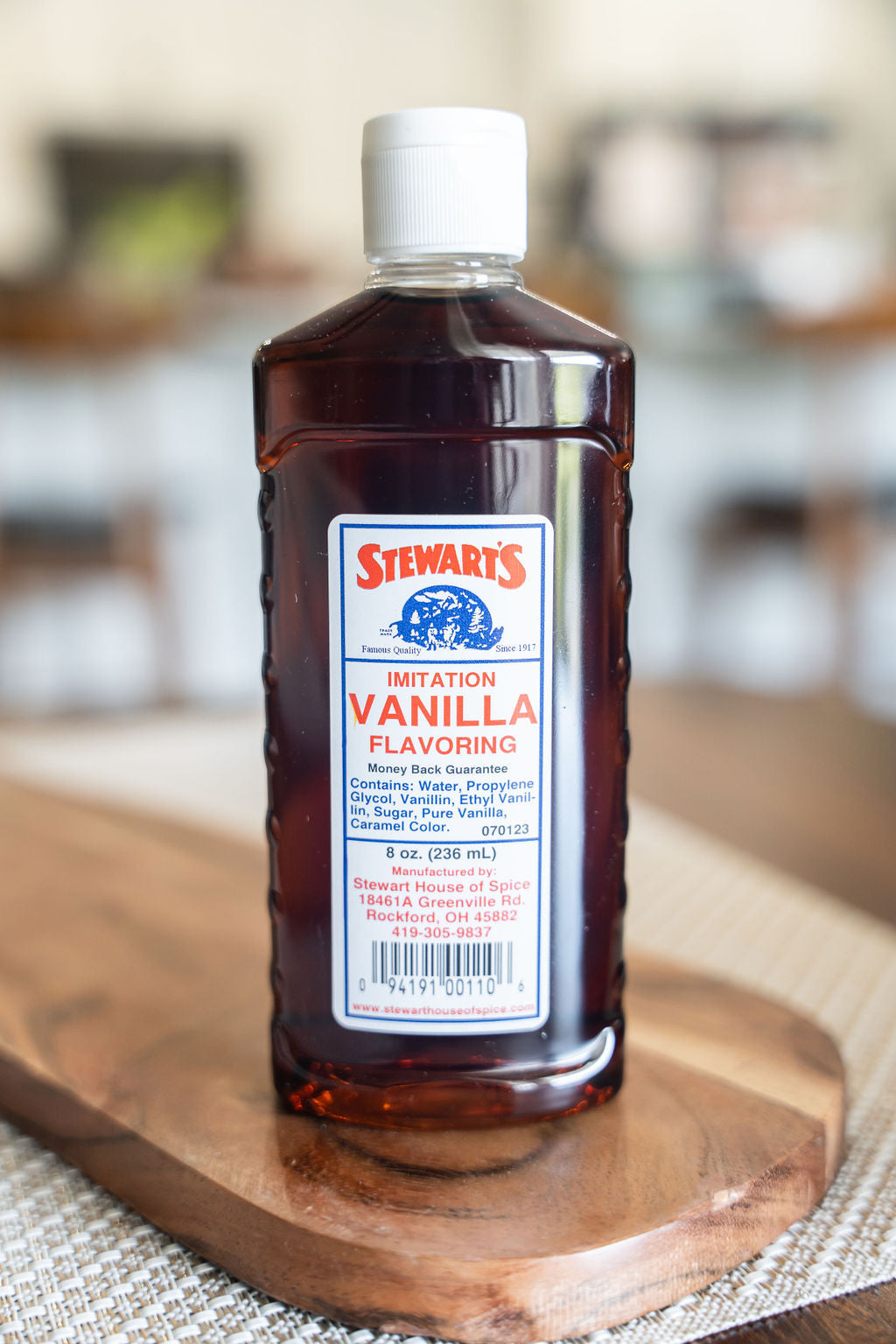 Vanilla Flavoring (imitation) 8 oz. - Imitation Vanilla