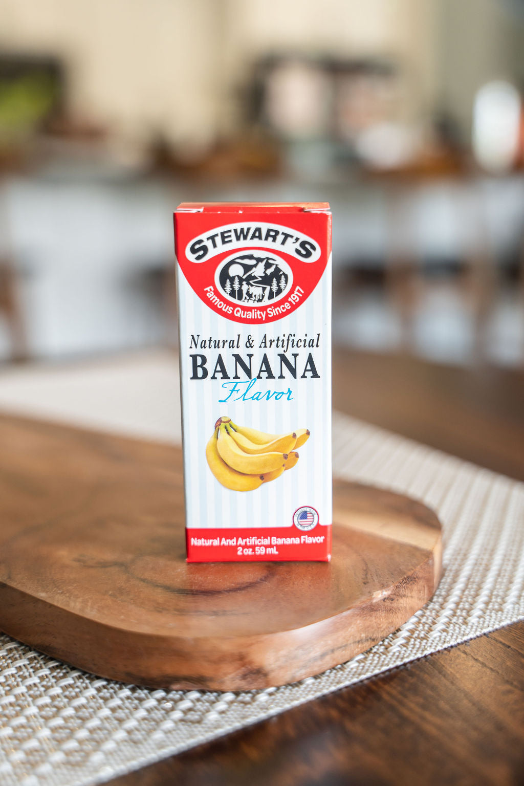 Banana Flavor (natural & artificial) 2 oz